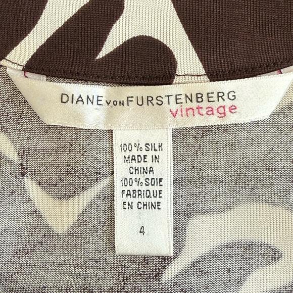 DVF Aggie Silk Jersey Dark Brown Safari 60s Mod
Shift Dress Size 4 - Picture 4 of 9